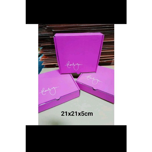 

BoxHampers