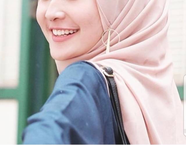A22 Anting hijab juntai segi_Anting jilbab juntai segi