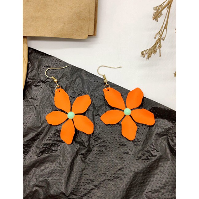 LRC Anting Gantung Fashion Contrast Flower Earrings F68796