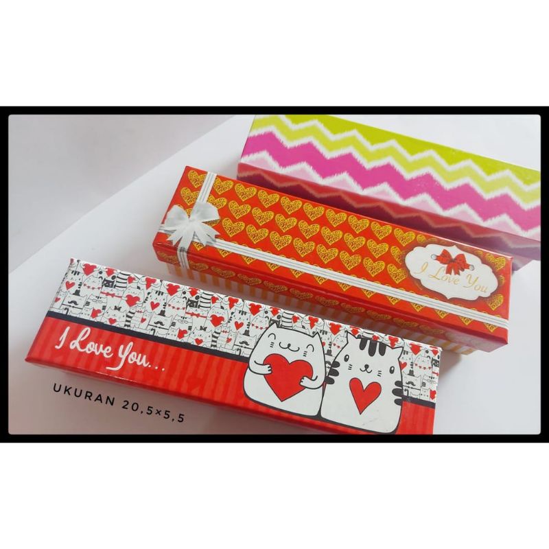 

TEPAK/TEMPAT PENSIL MERK KIKY