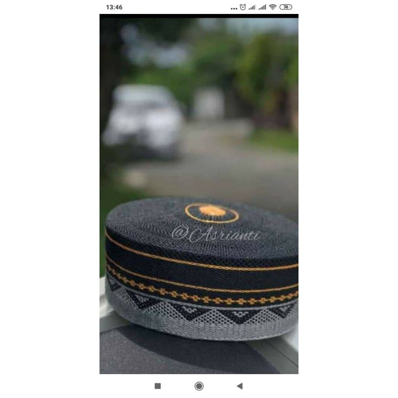 songkok recca motif batik