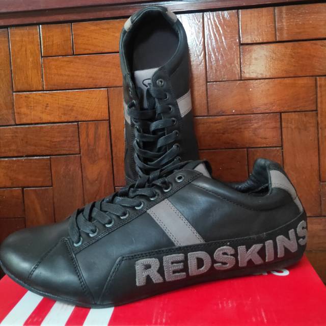 Sepatu Redskins Jumbo