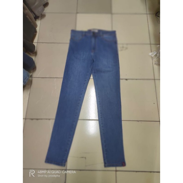 Celana AKO Jeans
