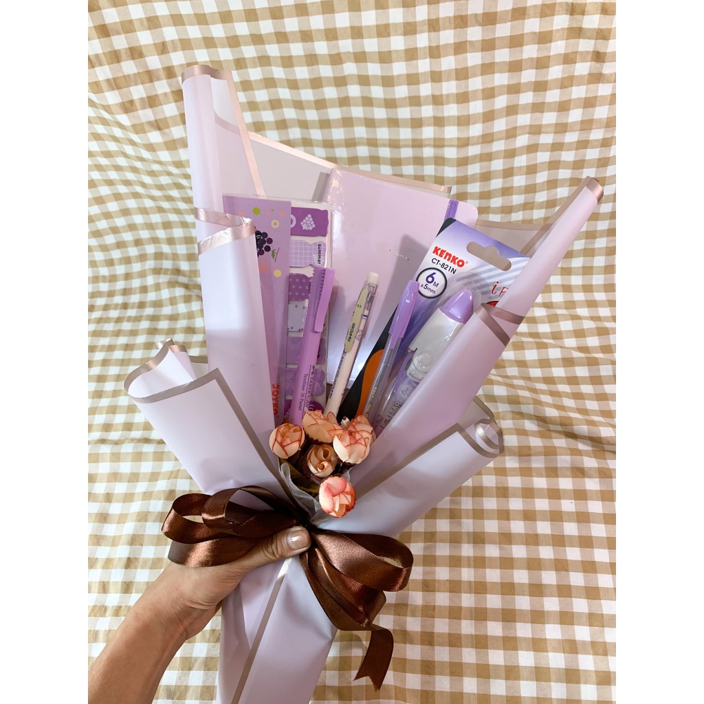 

[READY] LAVENDER STATIONARY BOUQUET/ KADO MURAH / BOUQUET MURAH