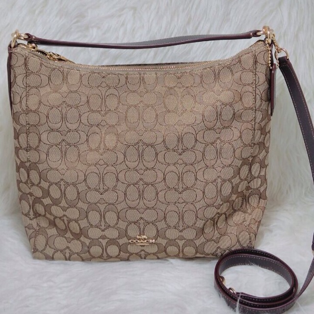 TAS COACH CELESTE HOBO AUTHENTIC 100%
