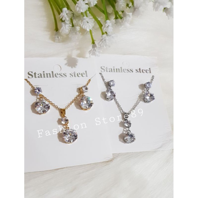 Ready Kalung Set titanium permata zircona titanium set kalung anting gold white import antikarat