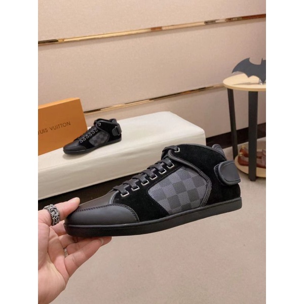 Sepatu lv sneaker mirror quality pria lou is vuitton