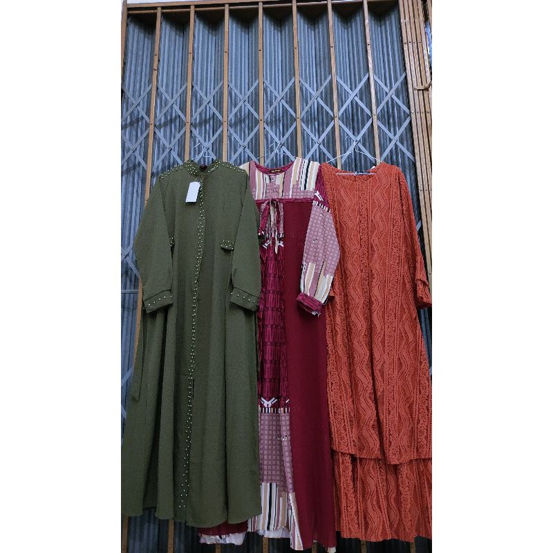 dress+one set mutiara