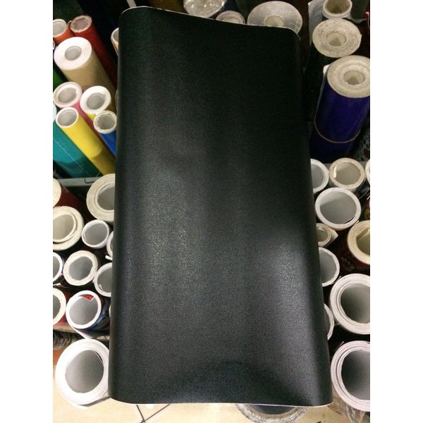 Stiker skotlet hitam kasar atau kulit jeruk