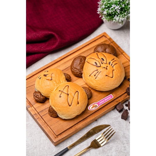 

Roti Binatang Coklat