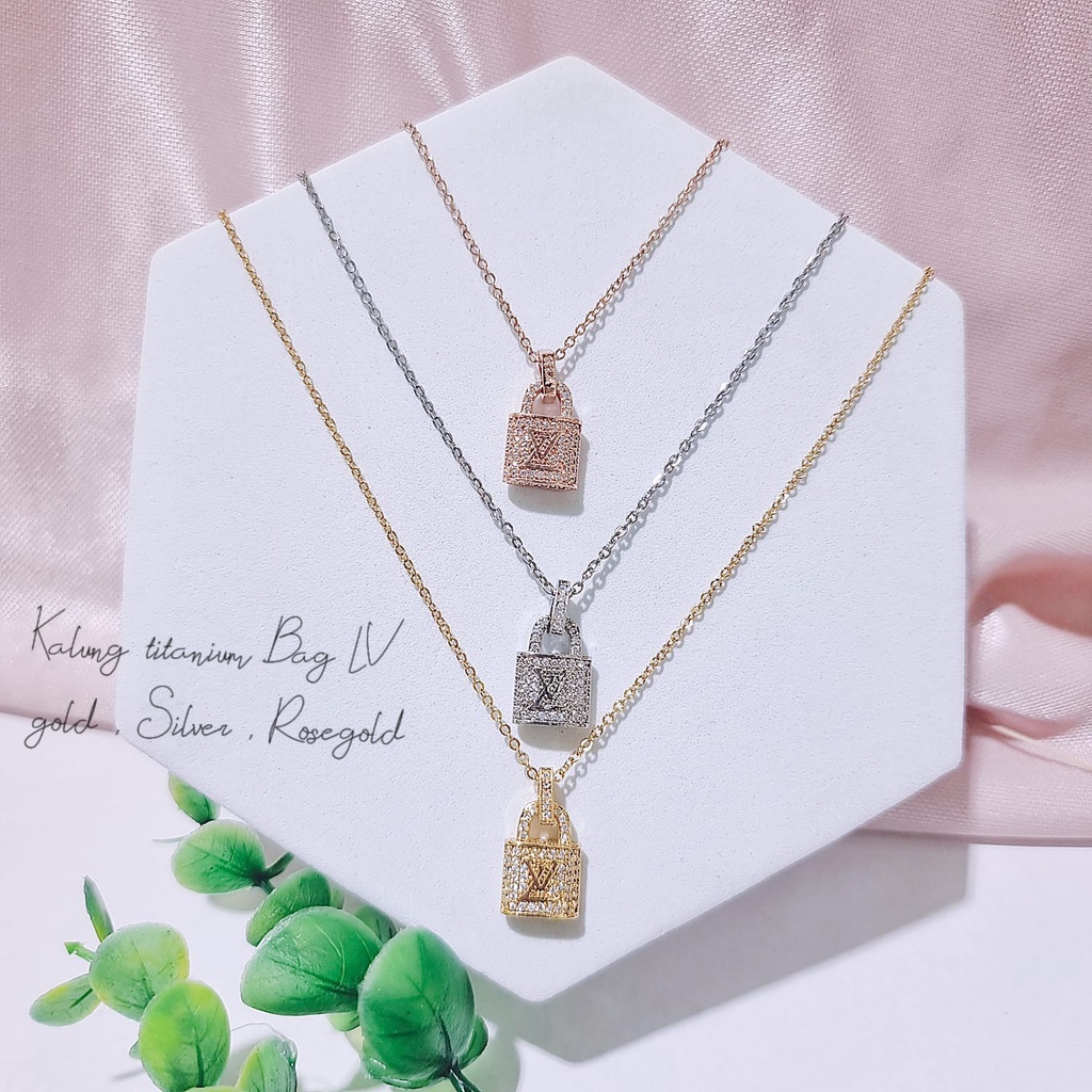 kalung wanita gembok titanium anti karat