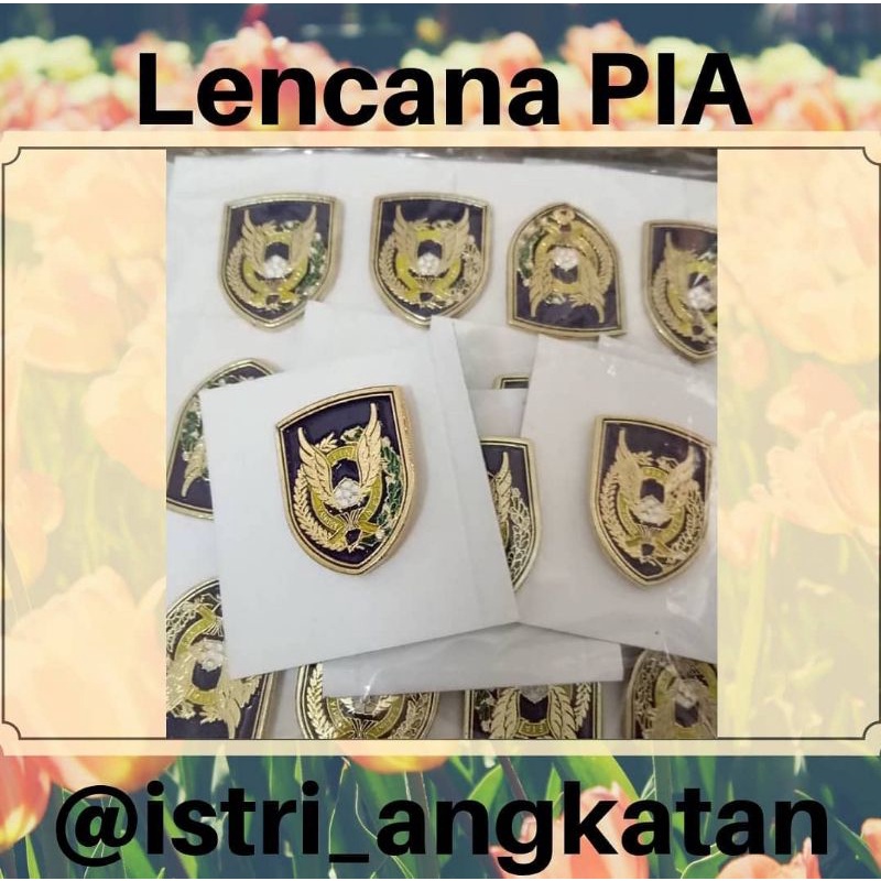 Lencana PIA tebal