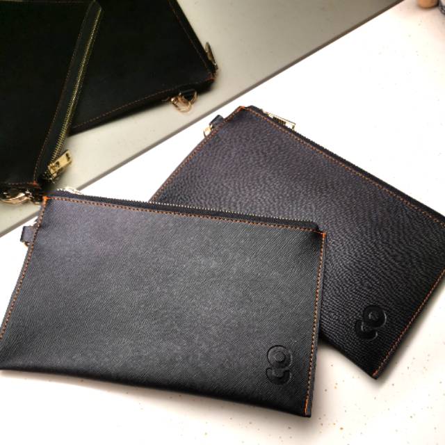 Pouch Kosmetik Hitam