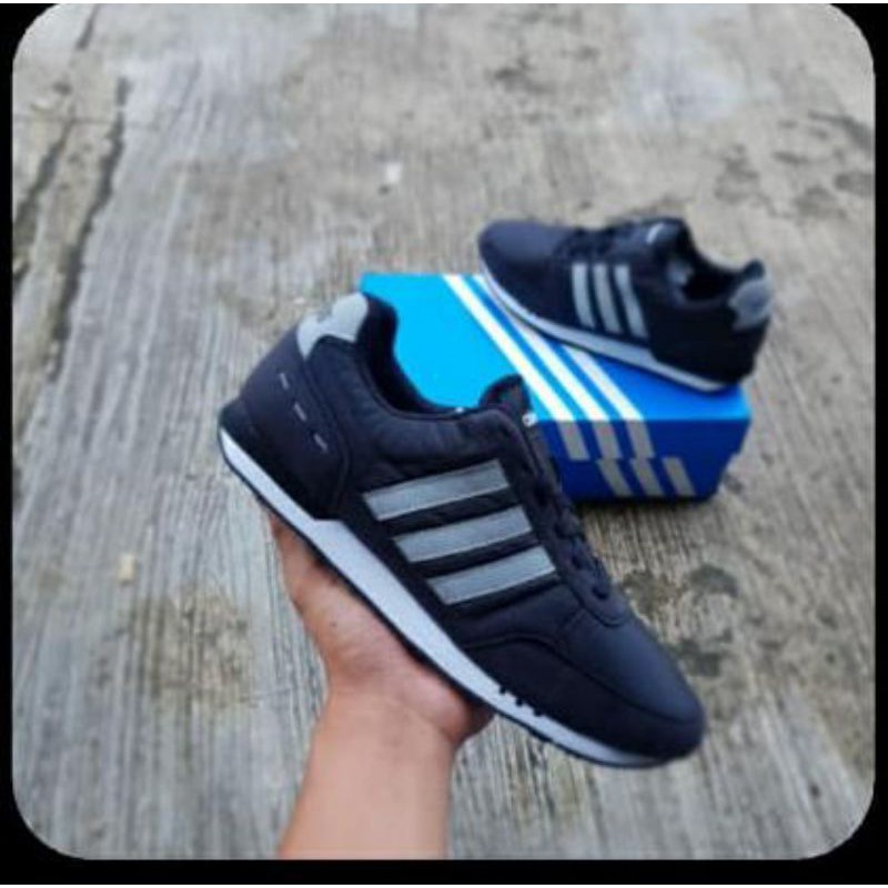 sepatu adidas pria sepatu santai spatu sport