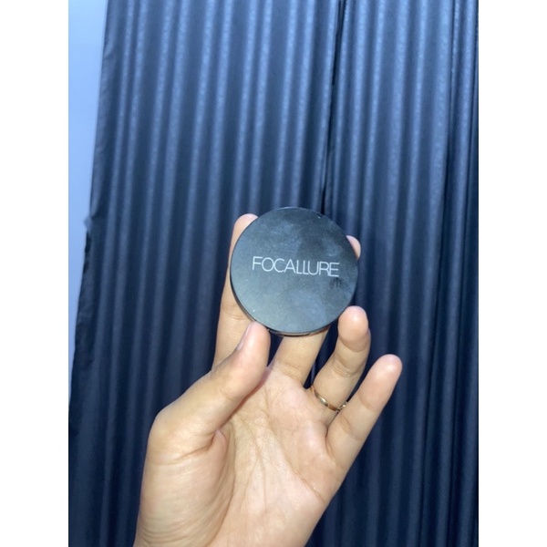 Preloved Focallure Highlighter