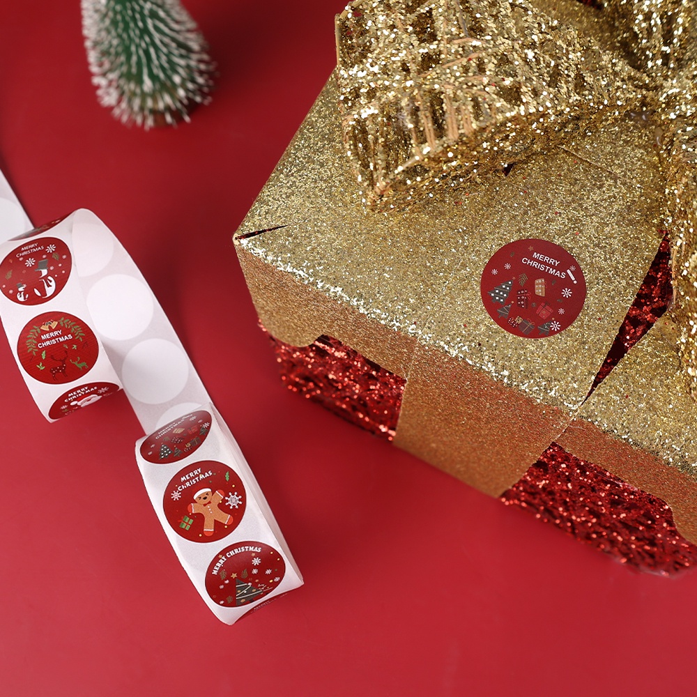 500pcs / roll Stiker Label Segel Amplop / Kartu Pos Motif Kartun Santa Claus / Rusa Natal