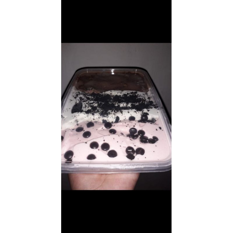 

ice cream homemade dngan toping untuk usaha