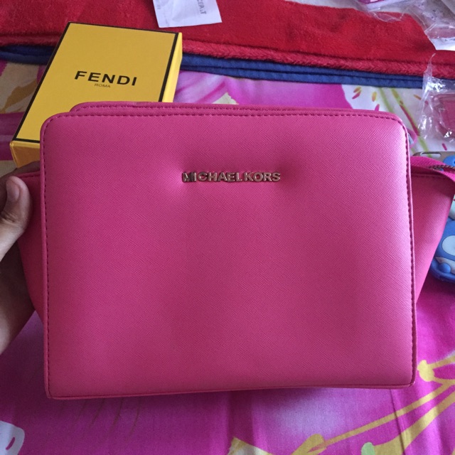 Tas Michael Kors selma messenger prelove