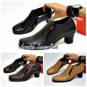 Sepatu Pantofel Kickers Wanita