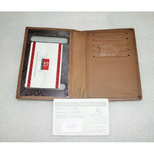 Dompet tempat  Passport paspor Kulit asli pria wanita original Imperial Horse