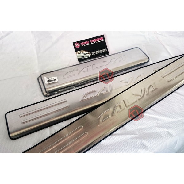 Side Sill Plate / Pelindung Pijakan Samping Stainless Calya | Kikim