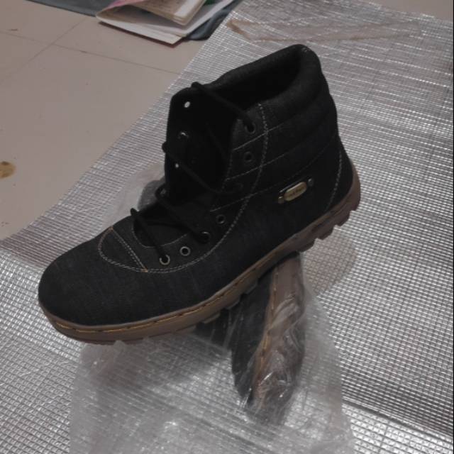 Speatu boot fred perry levis Kak leonardIe size 42