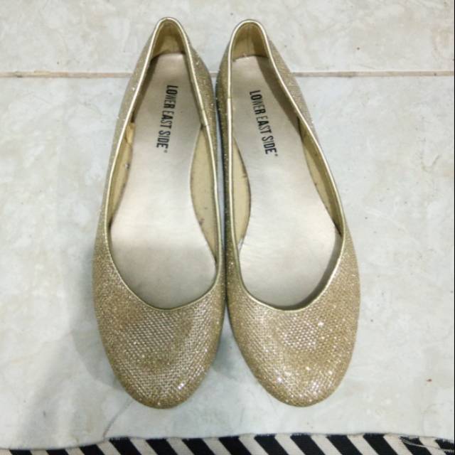 Preloved sepatu flat LOWER EAST SIDE payless