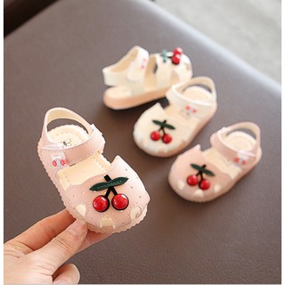 B2- Sepatu anak / sepatu bayi import motif cherry
