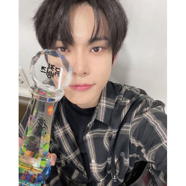 KEMEJA DOYOUNG NCT #3 / KEMEJA AESPA