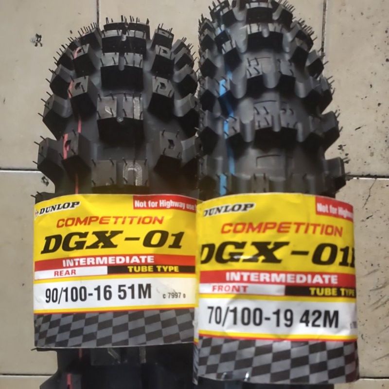 ban cross/trail buat velg ring 16 dan 19(sepasang)merk  Dunlop DGX 01