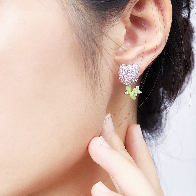 Anting Bentuk Bunga Tulip Aksen Berlian Imitasi Warna Ungu Gaya Korea