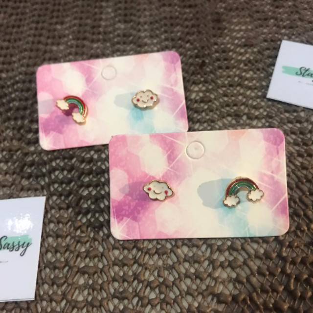 Anting Tusuk Korea berbahan besi