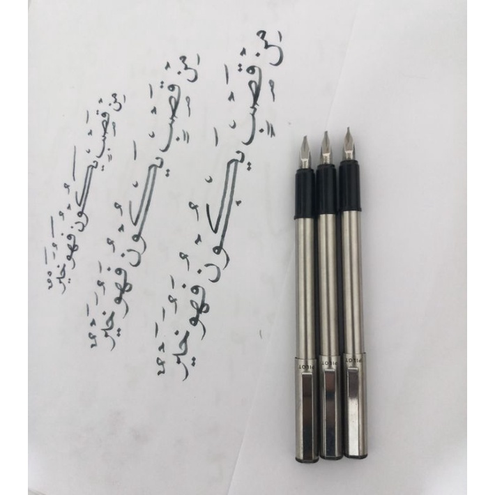 

3 pilot stilografica pen / pilot calligraphy pen