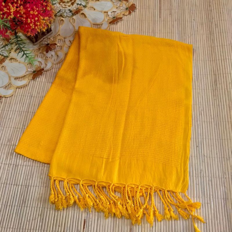 SLENDANG PRIA / SLENDANG KOTAK / SLENDANG RAJUT BALI-Kuning Rajut