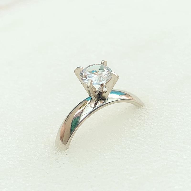 Cincin Titanium Zircon DF164