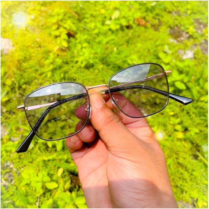 Kacamata Photochromic Anti Radiasi Bahan Metal Untuk Wanita