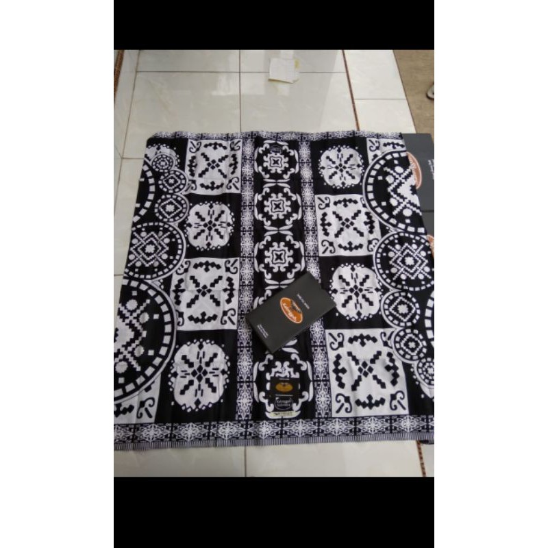 Sarung batik kalongguh sarung batik kudus sarung batik murah sarung kalongguh original sarung murah