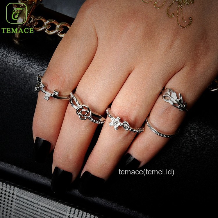 Cincin titanium Set Berlian Imitasi Elegan Korea Wanita 5pc