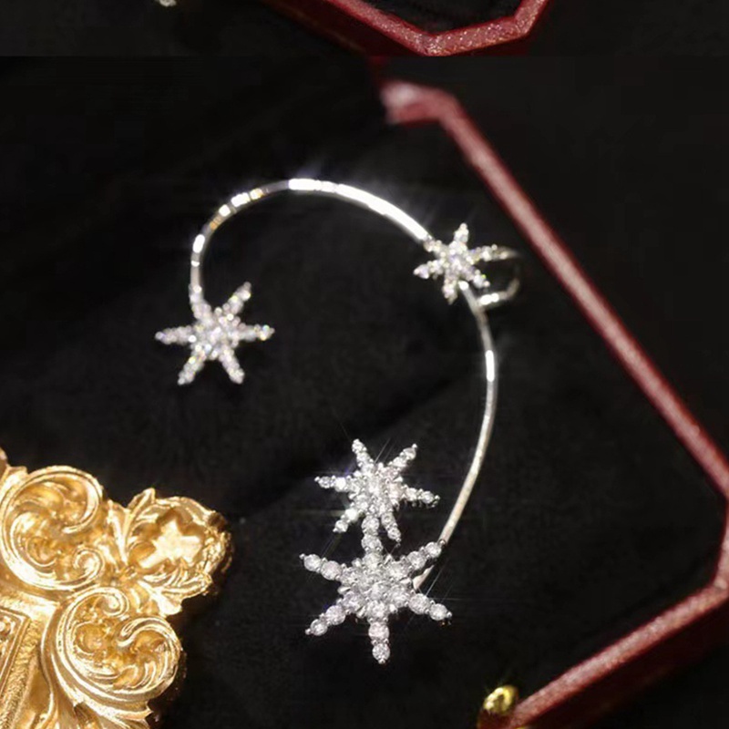Fancyqube 1 Pasang Anting Klip Tulang Rawan Telinga Bentuk Kepingan Salju Kupu-Kupu Bahan Zirkon Berkilau
