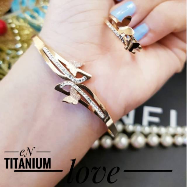 Set Titanium Gelang dan Cincin