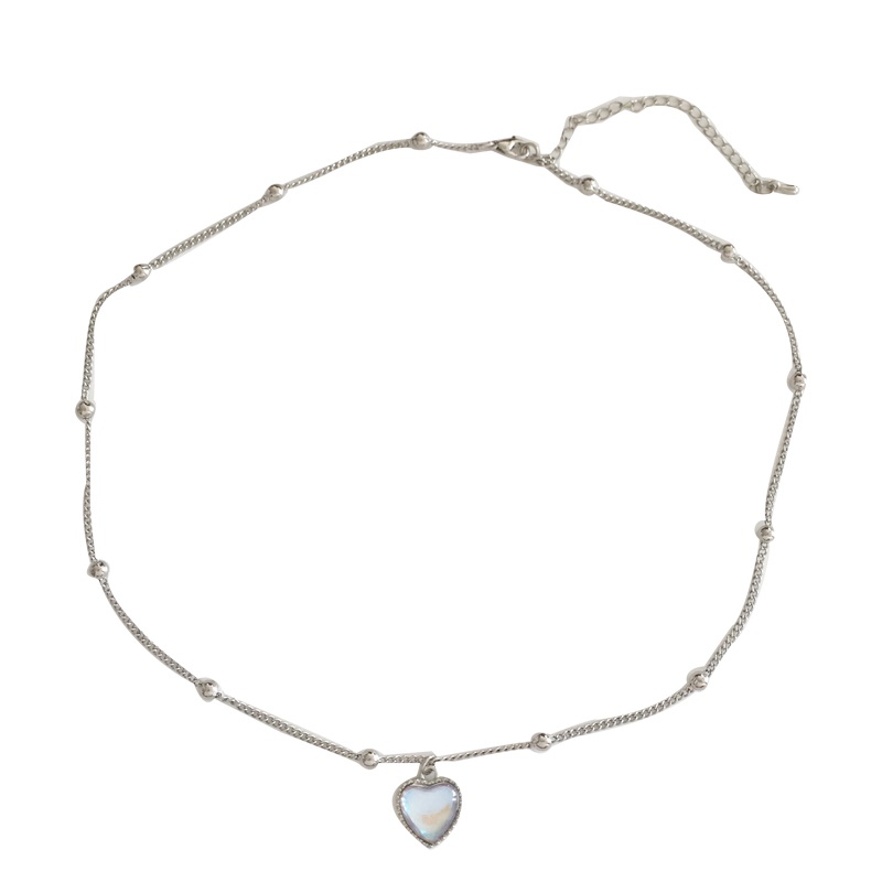 Kalung Bentuk Hati Bahan Metal Gaya Retro