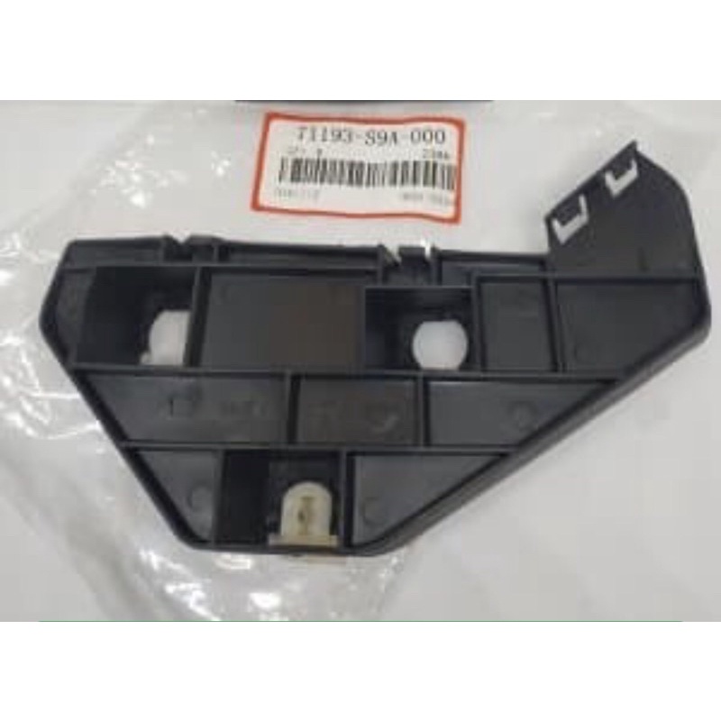 bracket bumper depan kanan crv gen2 2002 2003 2004 2005 2006 breket bemper depan kanan crv gen2 2002