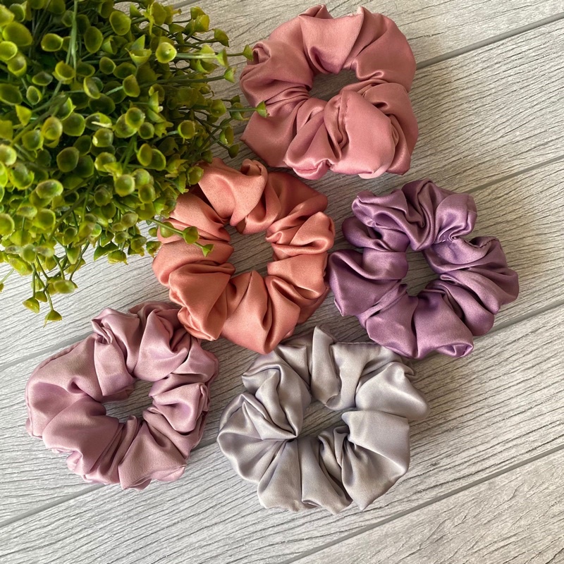 Cepol rambut/ikat rambut fashion/kunciran KARET SCHRUNCHIE-1