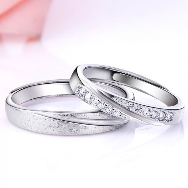Cincin Murah Cincin Lamaran Asli Cincin Nikah Cincin Tunangan Cincin Hitam Couple Ring Ori RJ057 Pas