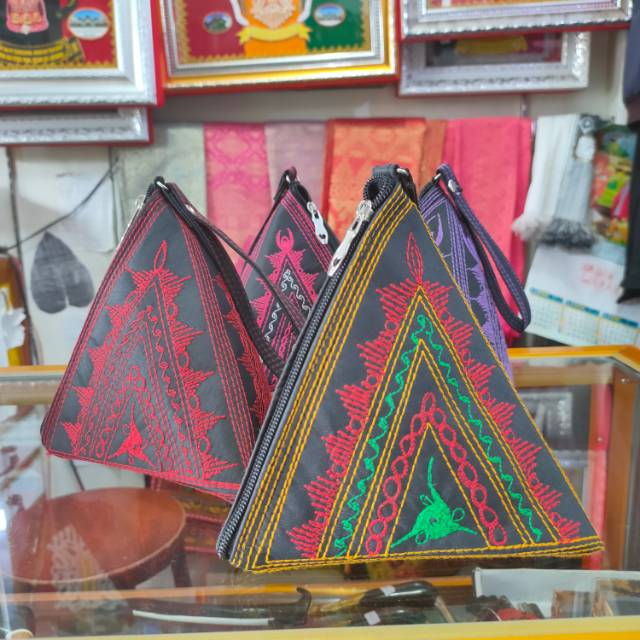 Tas dompet kerucut bordiran khas Aceh ukuran kecil