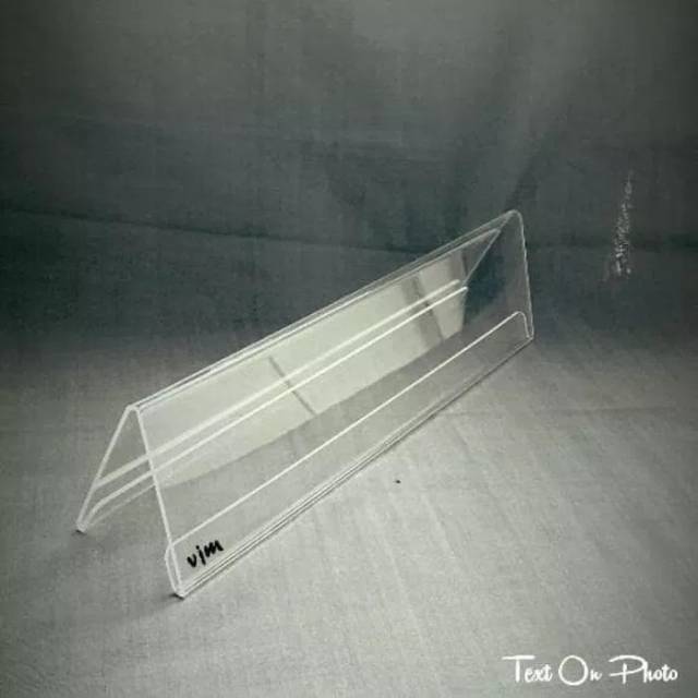 

Acrylic name tage/papan nama meja 8x30