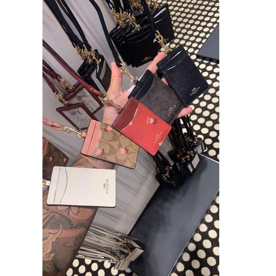 

Terjamin COACH lanyard/ Kartu kerja/pemegang kartu id /DIY klasik /original/name tag holder/SIX color .,,.,.,