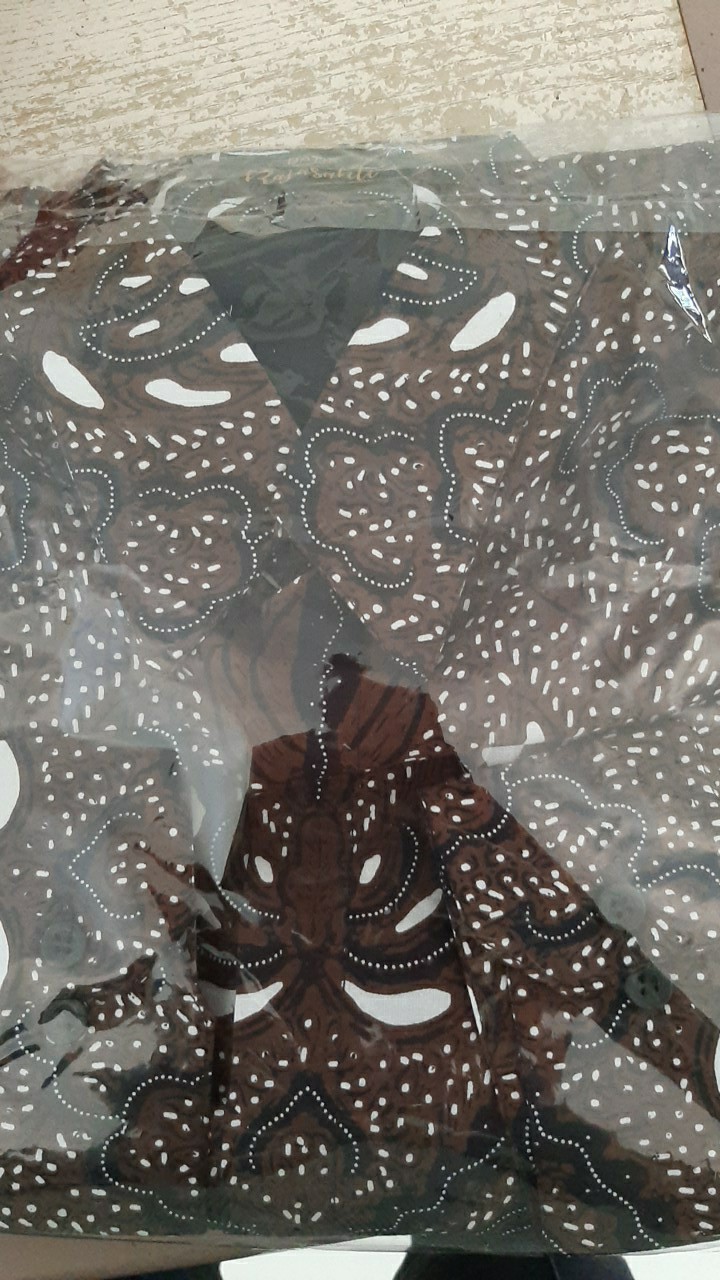 Saptha Kemeja Batik Solo Lengan Panjang Bahan Katun Halus Full Furing  By Batik Kanaya