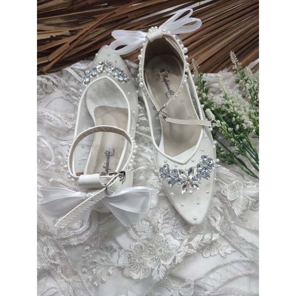 sepatu pesta wedding wanita v merrisa putih tali pita 2cm tahu