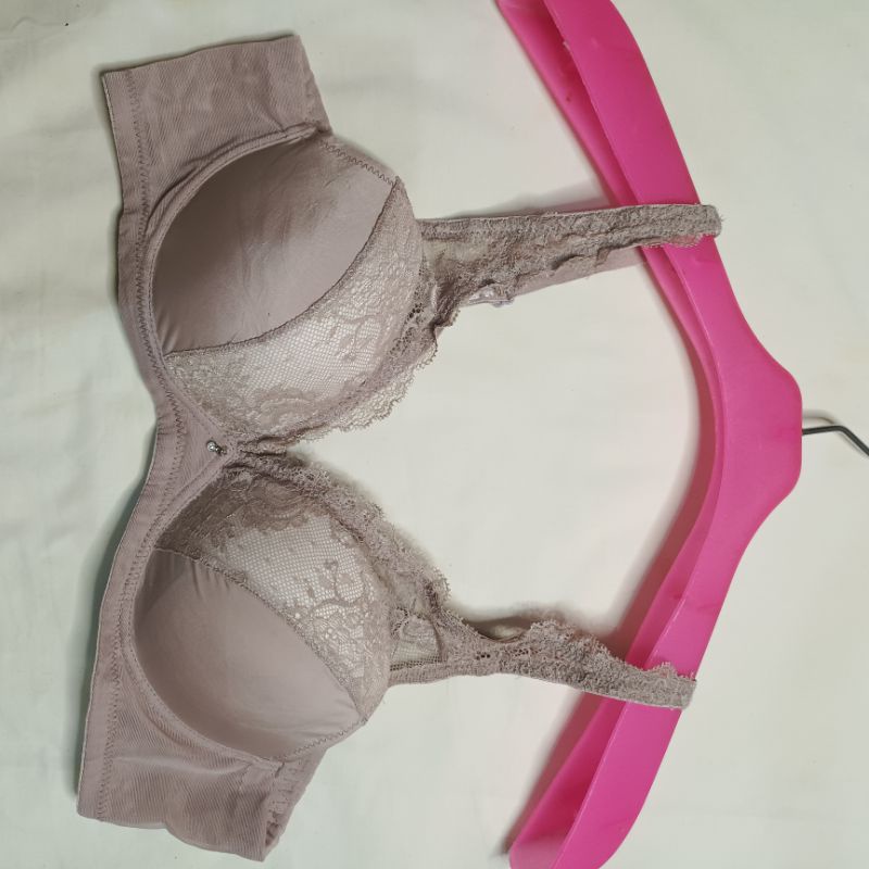 preloved bra branded Rosebud by vivien size 36 A